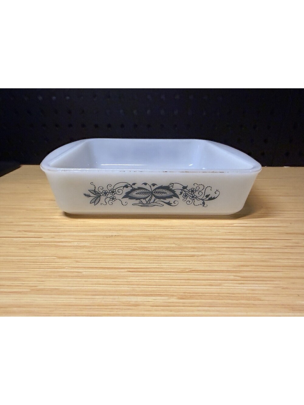 Vintage Glasbake Milk Glass 8”x8” Casserole Dish Blue Onion J2428